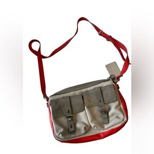 Gently used Marc by Marc Jacobs leather cross body purse in good condition